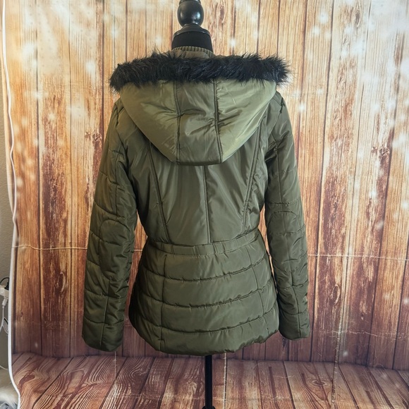 Rampage Women’s Military Olive Puffer Jacket with Faux Fur Hood Size Large - Picture 3 of 12